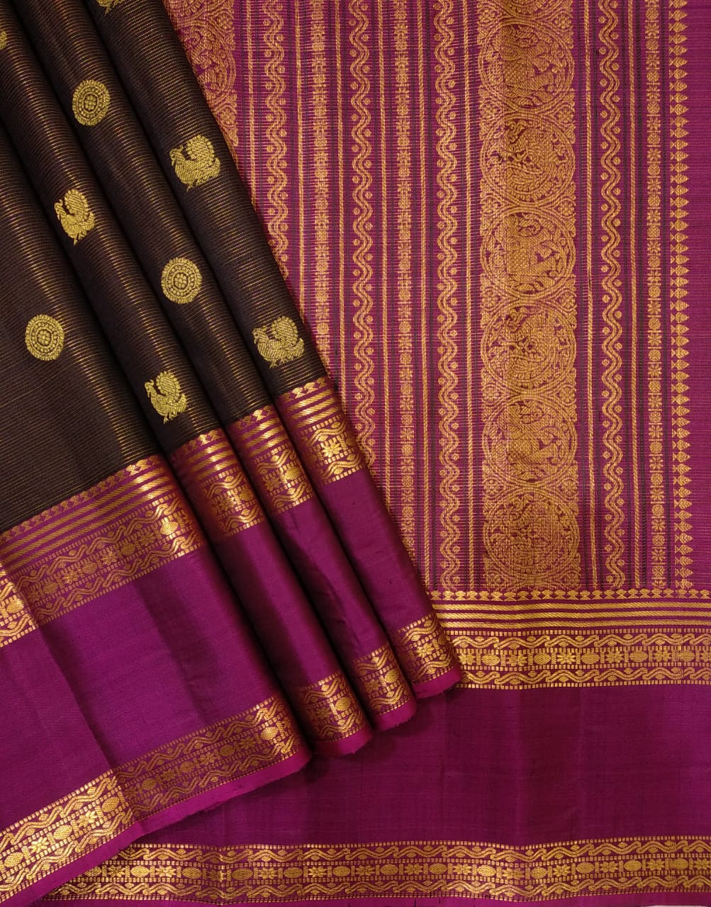 Kanchipuram pattu for wedding Bridal function
