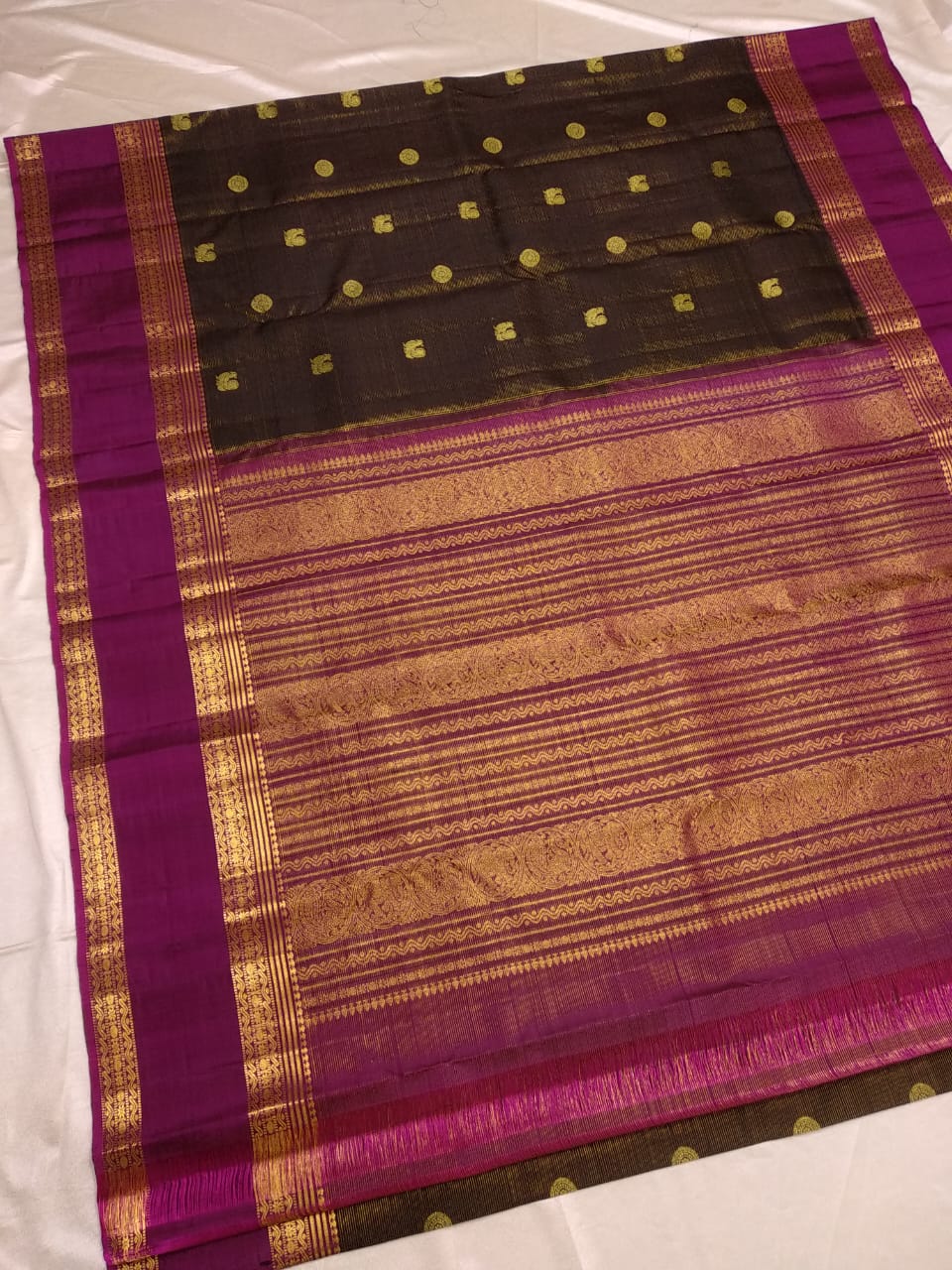 Kanchipuram pattu for wedding Bridal function